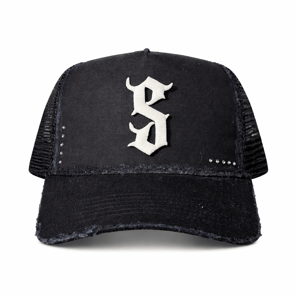 Distressed Trucker - Signs Italy